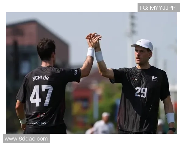 赛后分析：上海飞盘队与成都飞盘队的精彩对决与战术节奏探讨